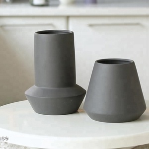 하이 퀄리티 도매 유약 매트 장식 세라믹 꽃병 빈티지 전통 간단한 도자기 꽃병 - Product Image 4