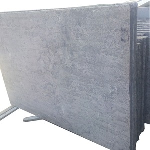 Dalle de calcaire bleu Samistone Dalles de pierre bleue naturelle au design moderne pour tables d'extérieur - Product Image 2