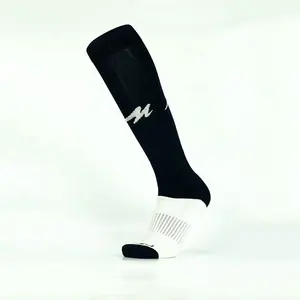 Großhandel benutzer definierte Logo Baumwolle dicke Fußball Socken