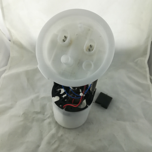 Conjunto de Bomba de Combustible PAT Compatible con BMW E81 E87N <span class=keywords><strong>E90</strong></span> E90N E91 16117197076 16147197075 16117327114 - Product Image 1