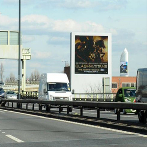 Waterproof Full Color <strong>LED</strong> Display P10 Exterior SMD3535 Video <strong>Pantalla</strong> <strong>Led</strong> En Venta <strong>Pantalla</strong> <strong>Led</strong> <strong>Para</strong> <strong>Publicidad</strong>