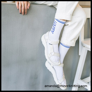 2017 Conception personnalisée Mode Patinage Sport Chaussettes Mi-mollet Adolescents chaussettes <span class=keywords><strong>de</strong></span> sport - Product Image 4