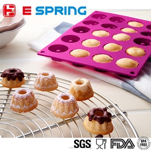 20 Cavité Mini Petit pétale Beignets Silicone Modèle Moules En Silicone Pour Gâteau - Product Image 4
