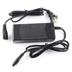 2025 Offre Spéciale 12.6V 5A outil <span class=keywords><strong>électrique</strong></span> <span class=keywords><strong>chargeur</strong></span> de batterie au Lithium-ion <span class=keywords><strong>pour</strong></span> véhicule <span class=keywords><strong>électrique</strong></span> Scooter <span class=keywords><strong>solaire</strong></span> 3S <span class=keywords><strong>chargeur</strong></span> noir - Product Image 3