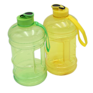 Bouteille d'eau de sport de grande capacité en plastique sans BPA portable de 2,2 L de couleur mélangée - Product Image 6
