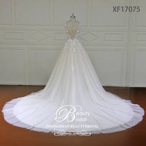 Offre Spéciale plus récent design voir si corsage robe de mariée princesse avec belle dentelle de fleurs 3D et Cape amovible sur l'épaule - Product Image 6