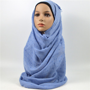 Venta al por mayor 2025 Venta caliente Barato Musulmanes Velos e Hijabs de alta calidad liso de viscosa Jacquard Pañuelo Hijab Mujeres - Product Image 3