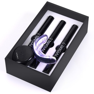 Kits de <span class=keywords><strong>Blanchiment</strong></span> <span class=keywords><strong>Dentaire</strong></span> OEM de Luxe Premium avec Lumière LED Fonctionnant sur Piles - Product Image 3