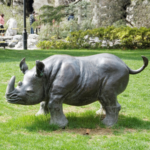 Statua di rinoceronte a grandezza naturale decorativa all'aperto del giardino della colata calda - Product Image 5