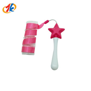 Bacchetta Magica a Forma di Stella con Nastro per Danza, Giocattolo per <span class=keywords><strong>Giochi</strong></span> di Ruolo <span class=keywords><strong>da</strong></span> Fata per Bambine, Accessori per <span class=keywords><strong>Giochi</strong></span> di Finzione, Giocattoli Promozionali per Bambini con Logo Personalizzato - Product Image 2