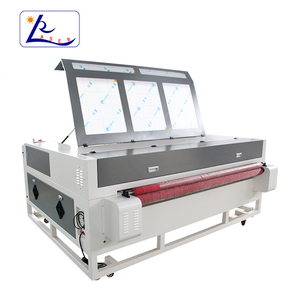 ราคาเครื่องตัดเลเซอร์แบบป้อนผ้าใบ/เต็นท์อัตโนมัติ - Product Image 4