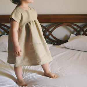 Vestido de lino blanco para bebés y niñas pequeñas con cuello <span class=keywords><strong>peter</strong></span> <span class=keywords><strong>pan</strong></span>, vestido de bautizo con cuello blanco debajo de la rodilla hecho con lino prelavado. - Product Image 5