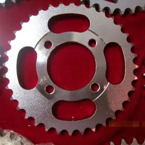 suzuki motorcycle parts and sprocket