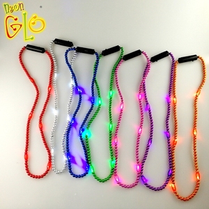 Giá rẻ Orange <span class=keywords><strong>LED</strong></span> ánh sáng nhấp nháy Vòng cổ với hạt kinh tế vui Đảng ủng hộ cho tổ chức sự kiện khuyến mãi - Product Image 1