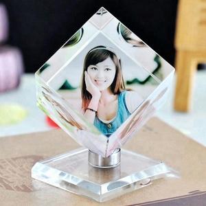 Sfera Di Cristallo Personalizzata Con Foto - Regalo Ricordo Con Base, 6cm O 8cm - Foto 6