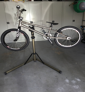 Telaio per Bicicletta BMX in Titanio Personalizzato e Resistente, 20 Pollici, con Filettatura BSA - Product Image 1