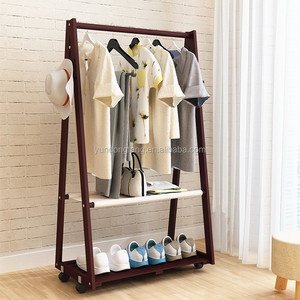 <span class=keywords><strong>Perchero</strong></span> de Madera Maciza Plegable con Ruedas y Sistema Magnético para Ropa, Mueble de Hogar Moderno - Product Image 2