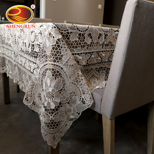 Mantel de tela bordada de encaje de salida de fábrica tejido con hermoso patrón bordado para uso doméstico - Product Image 1