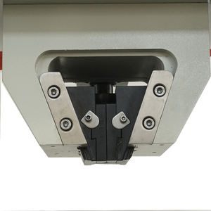 Équipement de mesure de testeur de traction universel Instron hydraulique de 30 tonnes - Product Image 6