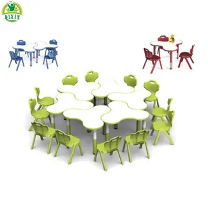 Guangzhou 2019 Nouveau design Vente meubles de Pépinière intelligente enfants mobilier scolaire Prune classe tables et chaises