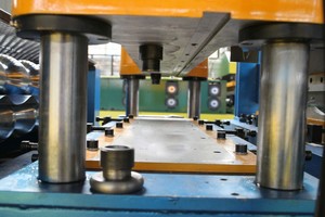 Tự động Cách Điện Roof Bảng Điều Chỉnh Gạch Làm Máy - Product Image 5