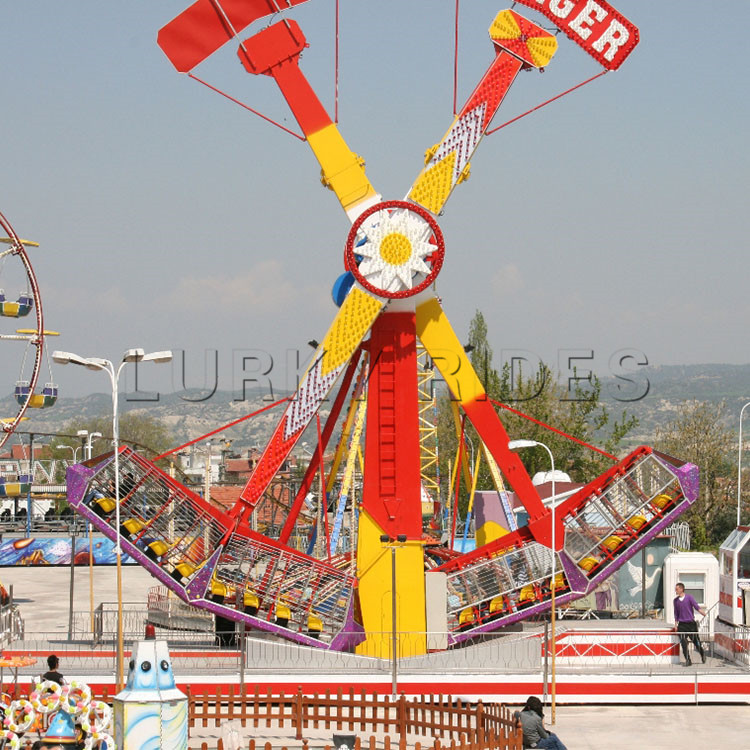 くるるランド⭐︎ ランドクルーザー（トヨタ）ZX ブルーノクロス（2014年8月