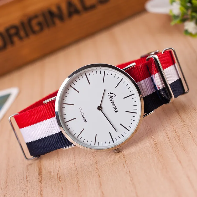 Fashion Men Women Ultra Slim Quartz Watch with Simple Nylon Band Wristwatches