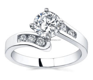 Bague en diamant naturel véritable de 1,00 ct, taille ronde |   Bague de fiançailles et de mariage en or blanc 14 carats, design à double sangle, sertie de griffes, bijoux fins - Product Image 1