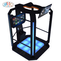 . Vente chaude espace interactif vr tir 9d tapis roulant équipement vr plate-forme de marche simulateur avec des gestionnaires vivants