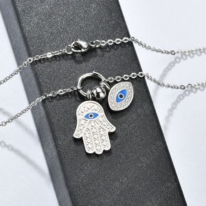 Europa <span class=keywords><strong>di</strong></span> Vendita Caldo Hamsa <span class=keywords><strong>Collana</strong></span> in acciaio inossidabile <span class=keywords><strong>Fatima</strong></span> Custom Hamsa Argento <span class=keywords><strong>Mano</strong></span> <span class=keywords><strong>di</strong></span> <span class=keywords><strong>Fatima</strong></span> <span class=keywords><strong>Collana</strong></span> - Product Image 1