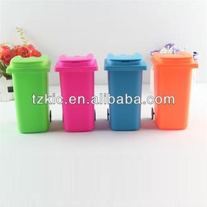 سلة مهملات بلاستيكية صغيرة بعجلات لتنظيم المكتب - Product Image 2