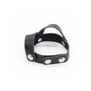 Mannen Lederen <span class=keywords><strong>Magic</strong></span> Pens Verstelbare Cockring En Ball Divider Terughoudendheid Voor Mannelijke - Product Image 1