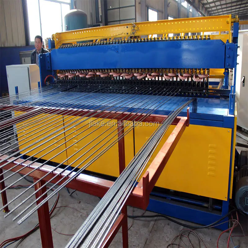 Automatische Maschine zur Herstellung von geschweißten Zaun platten aus Draht geflecht