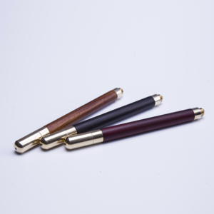 <span class=keywords><strong>Penna</strong></span> <span class=keywords><strong>a</strong></span> <span class=keywords><strong>sfera</strong></span> in <span class=keywords><strong>legno</strong></span> lavorata in ottone con tornitura in metallo CNC ad alta precisione - Product Image 6
