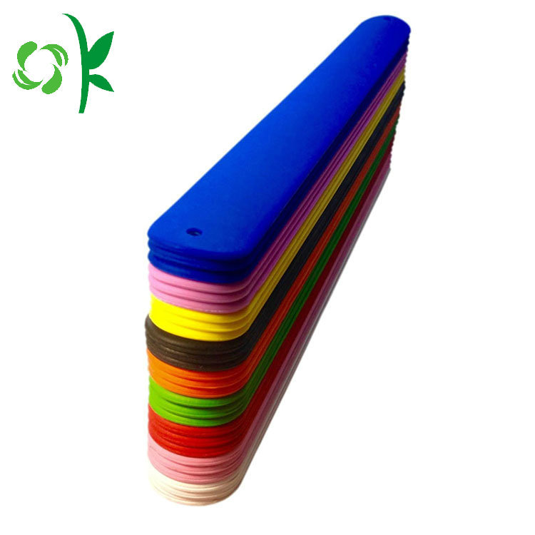 Importé Chinois Marchandises Multi-couleur Bas Prix Portable Silicone Slap Bande