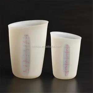 hot selling kitchen silicone flexible 2500ML 500ML silicone measuring cup