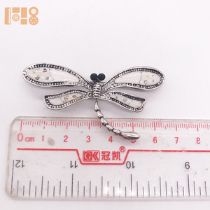 Elegante <span class=keywords><strong>libellula</strong></span> strass <span class=keywords><strong>spilla</strong></span> per bambini festa/regalo/fidanzamento spille da sposa a buon mercato all'ingrosso eleganti spille <span class=keywords><strong>libellula</strong></span> - Product Image 6