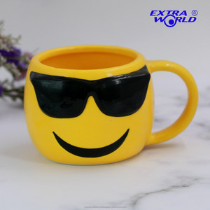 Gran capacidad de cerámica pintada a mano personalizado taza de café Taza de cerámica Emoji - Product Image 1