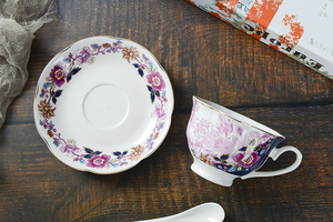Chinois fournisseur papillon en céramique café tasse porcelaine fine <span class=keywords><strong>ensemble</strong></span> de thé et café en porcelaine tasse de thé tasses - Product Image 5