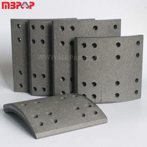 <span class=keywords><strong>Garniture</strong></span> <span class=keywords><strong>de</strong></span> <span class=keywords><strong>frein</strong></span> à <span class=keywords><strong>tambour</strong></span> pour camion lourd <span class=keywords><strong>de</strong></span> semi-remorque grise <span class=keywords><strong>de</strong></span> taille personnalisée 4707 4515 4551 BC36 BC37 <span class=keywords><strong>Garniture</strong></span> <span class=keywords><strong>de</strong></span> <span class=keywords><strong>frein</strong></span> sans amiante - Product Image 4