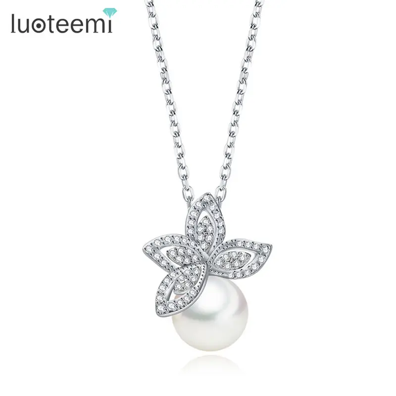 LUOTEEMI Pearl Necklace Women Trendy Romantic Imitation Shell Pearl With Zircon Diamond Leaf Clover Necklace