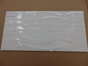 Azulejos de pared de cerámica de porcelana blanca antideslizante esmaltada de 300x600mm estilo clásico para <span class=keywords><strong>baño</strong></span> Interior acabado brillante para suelo de villas - Product Image 2