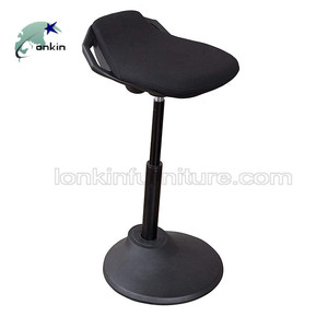 Silla <span class=keywords><strong>de</strong></span> Escritorio con Altura Ajustable, Taburete Giratorio Ergonómico para Estar <span class=keywords><strong>de</strong></span> <span class=keywords><strong>Pie</strong></span>, Taburete Activo con Movimiento <span class=keywords><strong>de</strong></span> Balanceo - Product Image 2