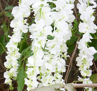 Vente en gros de fleurs artificielles en soie de glycine suspendues, longueur 120 cm, pour la décoration de mariage et les décorations extérieures