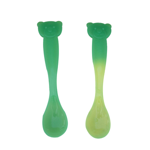 Thay Đổi Màu Sắc Muỗng Nhiều Màu Chính Thức Phản Xạ Nhựa Dao Kéo - Product Image 3