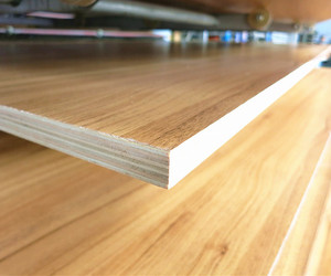 ไม้อัดเมลามีนสีขาวและเมลามีนเอ็มดีพี ดูราเท็กซ์ และคอฟราจคุณภาพสูง - Product Image 5