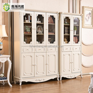 Tủ Trưng Bày Phong Cách Châu Âu Bằng Kính Cường Lực 2,3,4 Cửa Tủ Trưng Bày Bằng Gỗ Màu Trắng - Product Image 5