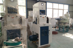 Usine de décorticage de riz <span class=keywords><strong>MLGT</strong></span> 25/36/51 avec rouleaux en caoutchouc - Product Image 2