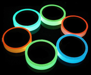 <span class=keywords><strong>Bande</strong></span> adhésive fluorescente, bleu haute luminosité, 1 feuille, lueur 12 h, lueur dans la nuit, ruban de film uv pour autocollants de sécurité de véhicule - Product Image 3