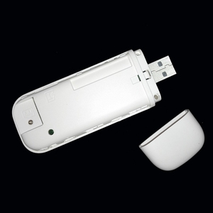 4 G LTE carte de données débloqué 100 Mbps haute vitesse FDD 1800 / 2600 MHz UMTS 900 / 2100 MHz <span class=keywords><strong>huawei</strong></span> E8231 <span class=keywords><strong>usb</strong></span> wifi modem - Product Image 6